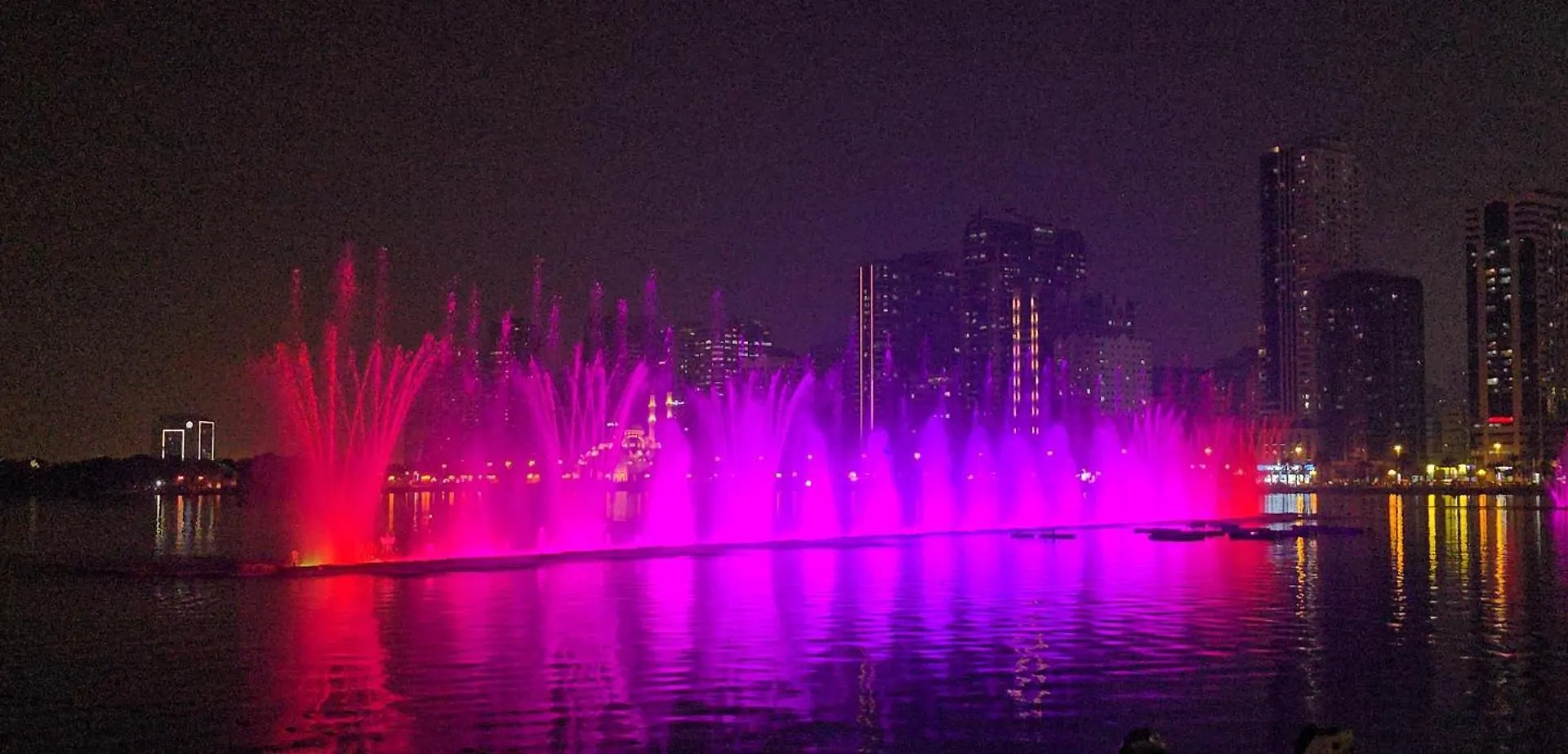 Apartment Brand New Luxury 1Br, Pool, Walk To Qasba Canal & Waterfront Close To Shops Sharjah